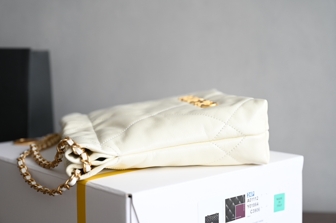 白金版▪️正品级 包装如图全新升级版🌿𝐂𝐡𝐚𝐧𝐞𝟏迷你𝟐𝟐𝐁𝐚𝐠𝖠𝗇𝗍𝗂𝖻𝖺 𝗓𝗉皮𝖬𝗂𝗇𝗂 𝟤𝟤♥白金