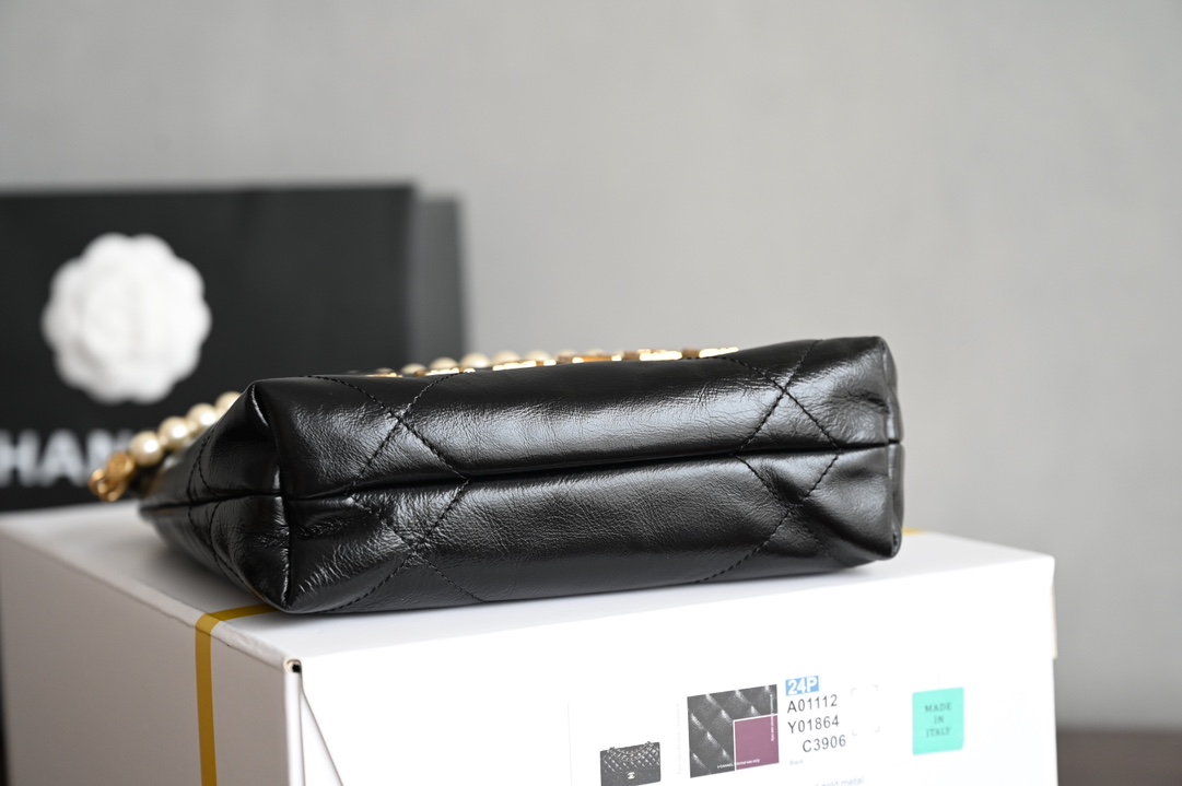 🌼现货 白金版▪️正品级 包装如图全新现货🆕𝗖𝗵𝗮𝗻𝗲𝗹珍珠链𝗺𝗶𝗻𝗶𝟮𝟮𝗕𝗮𝗴火爆珍珠链条𝖬𝗂𝗇𝗂 𝟤