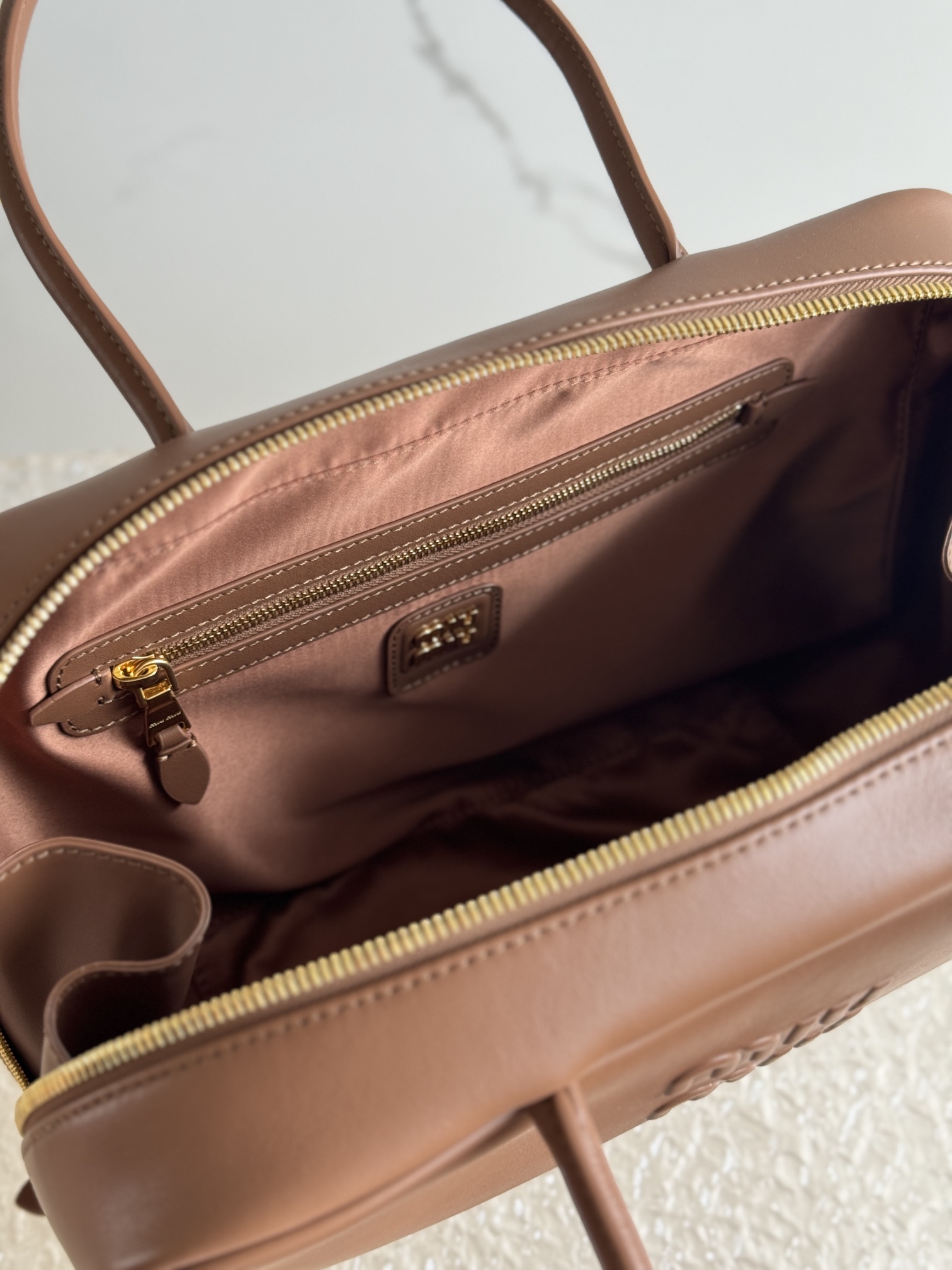 Alexander McQueen Classic Handcrafted Luxury Leather Shoulder Bag Ref 8