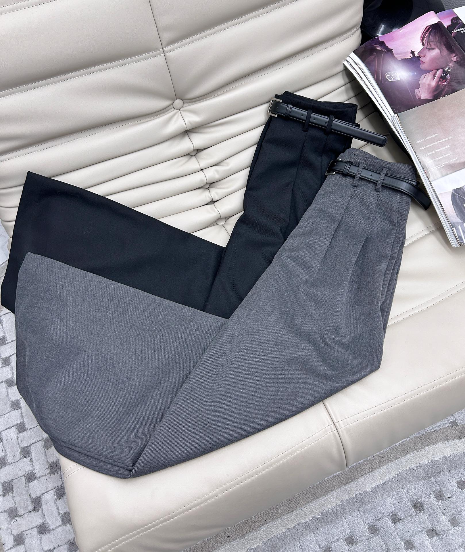 NO:564041,High-quality suit trousers that have been popular for 25 years. Highly recommended. The style and fabric workmanship are amazing!  The details are all high-end, and the natural charm of high-end fashion easily enhances the fashion of your outfit. Two-color code number SML, business suit, alexander wang19860909高品质 25年爆款 西装长裤 满满强烈推荐版型和面料做工都是惊叹的！细节都是高级,浑然天成的高级时装魅力 轻松提升穿着的时髦度 两色码数SML,,business suit,alexander wang,Women's clothing