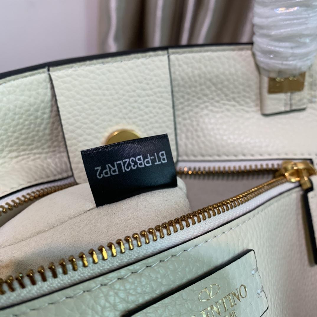 Celine Luxury Handbag Collection 9