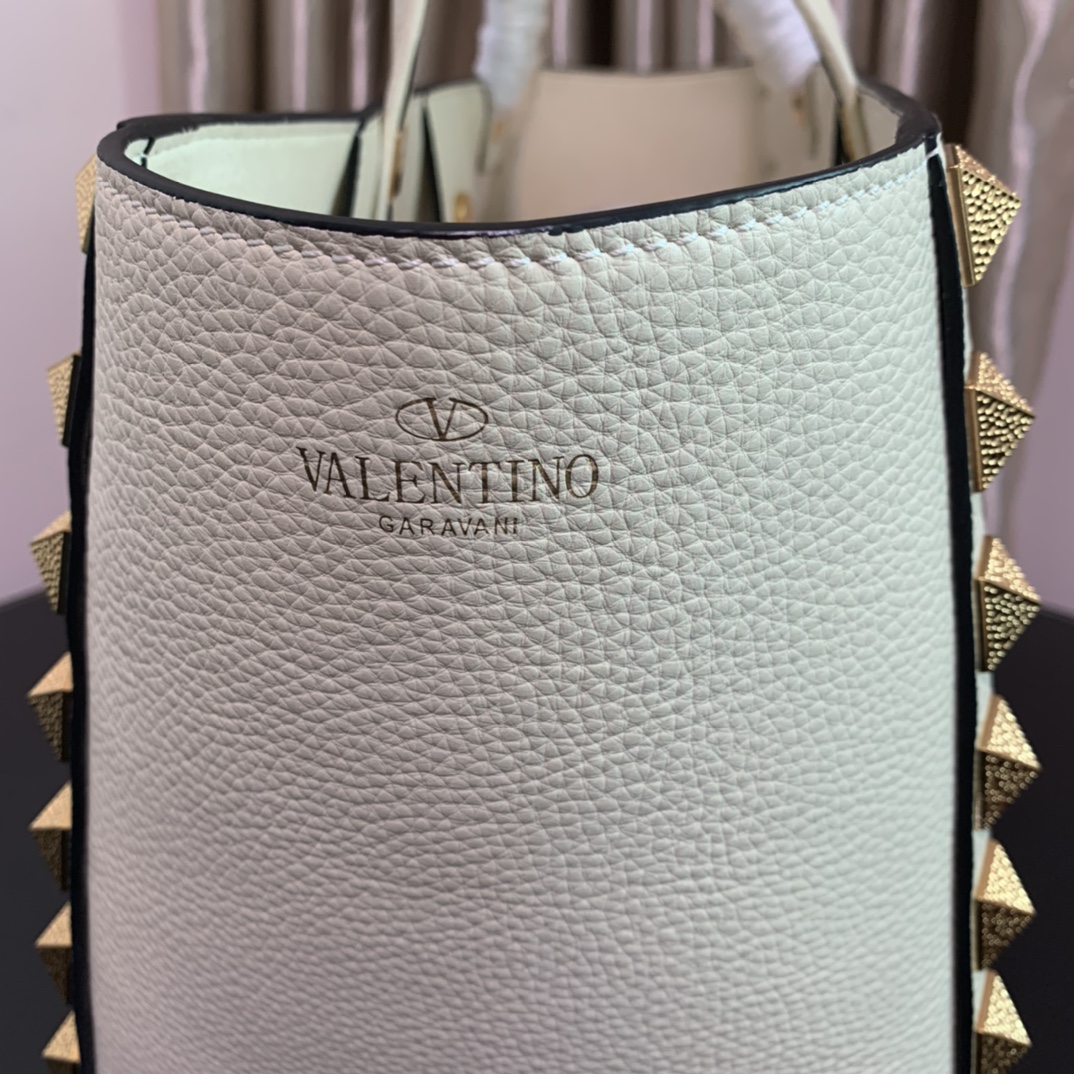 Celine Luxury Handbag Collection 3
