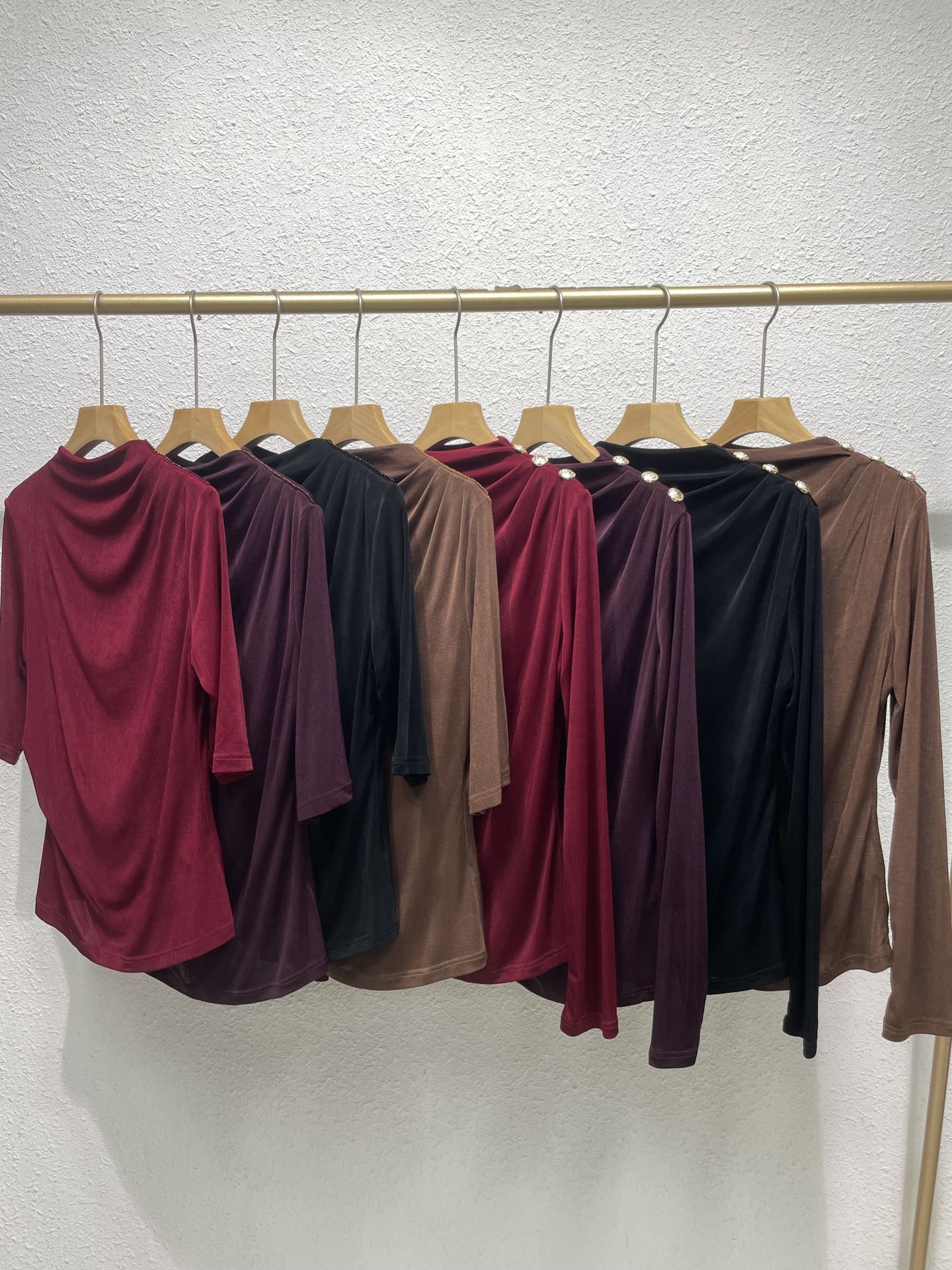 High-End Women’s Clothing: YSL-Inspired Spring Collection with Classic Elegance - 图片 5