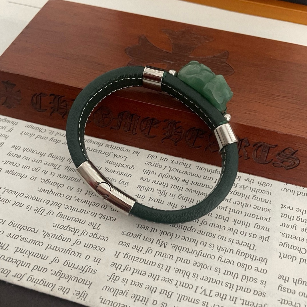 Louis Vuitton Haute Couture Haute Couture Fine Jewelry Necklace Bracelet 7