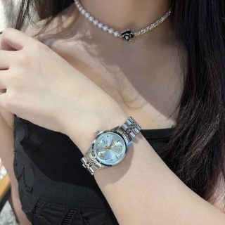 Vivienne Westwood Orb Date Watch detail 2