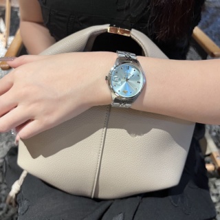 Vivienne Westwood Orb Date Watch detail 4