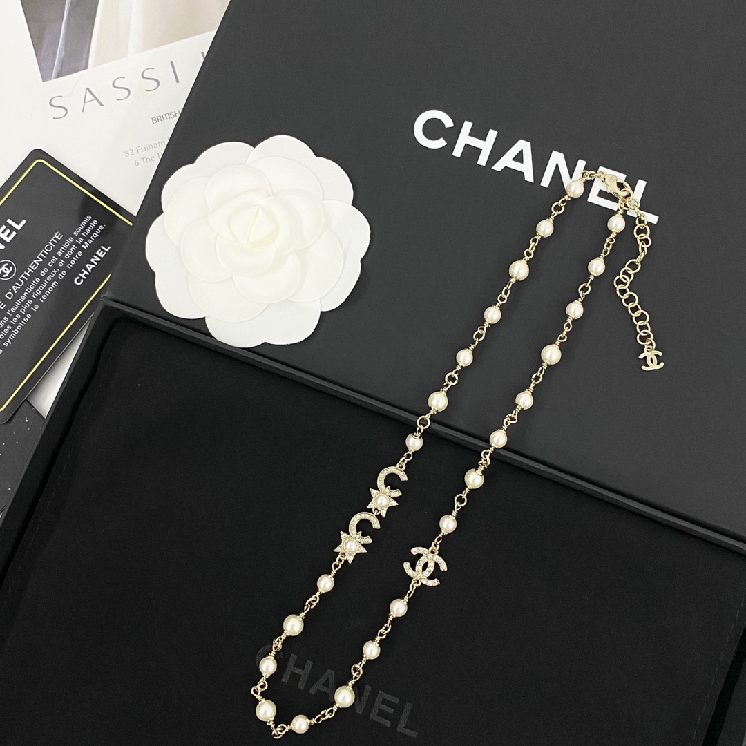 CHAN 24 Double C Star Pearl Necklace - Elegant & Playful Design 9 i1728893499 7276 7