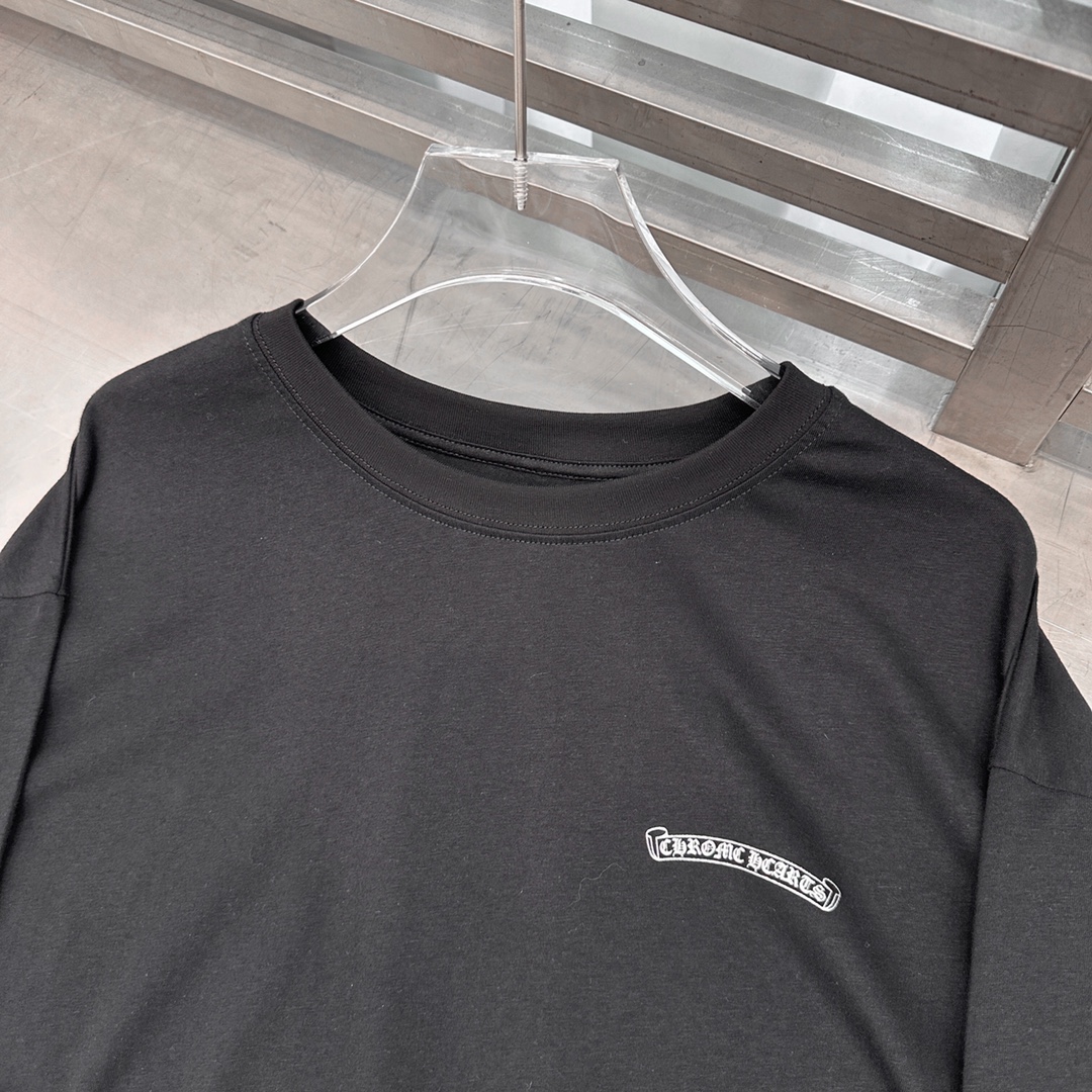 克罗心✝️｜新款长袖t恤，纯棉面料柔软修身，连帽版型运动休闲，胸前后背经典胶印logo设计，尺码Sml 