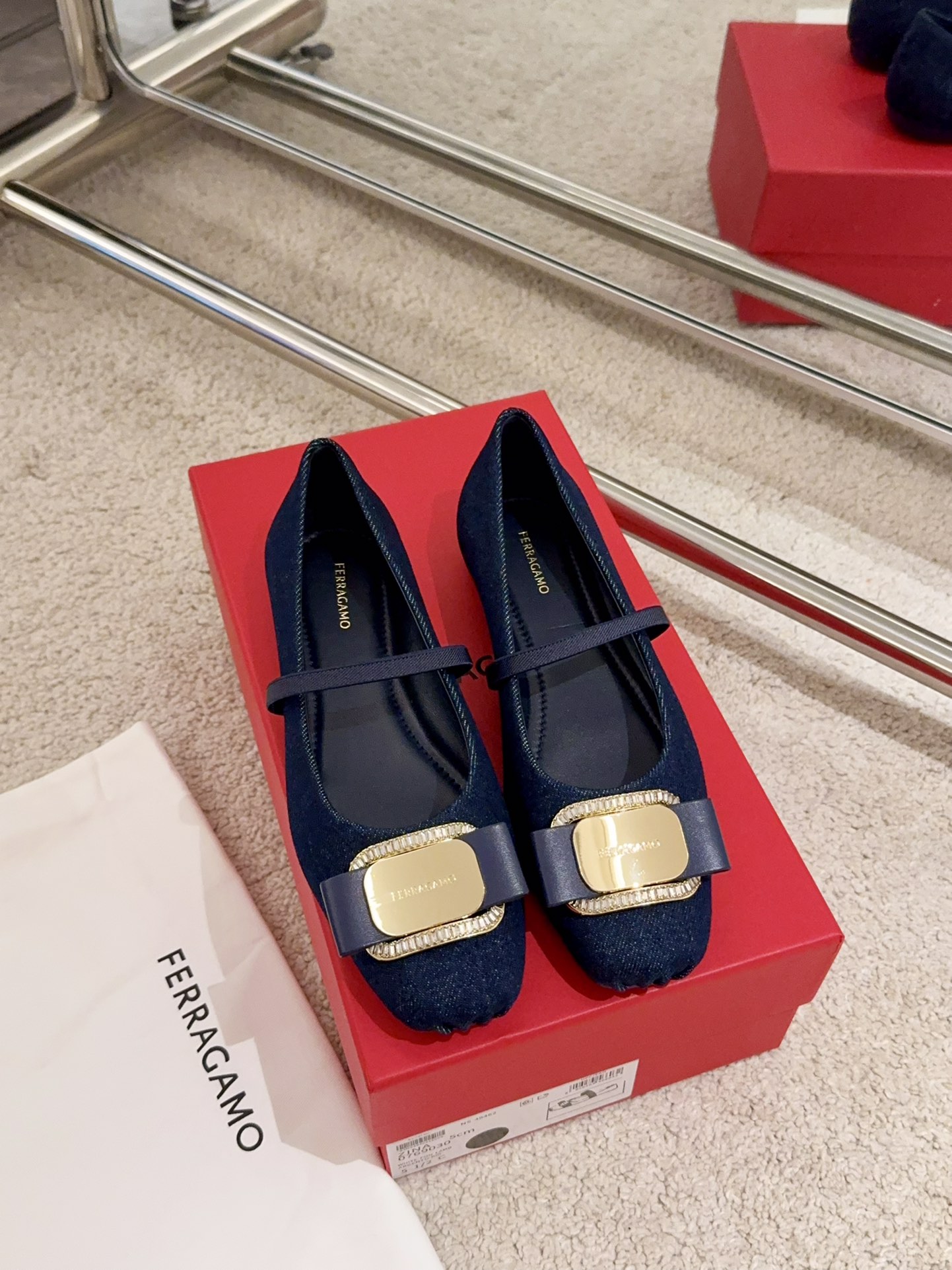 [Ferragamo Women