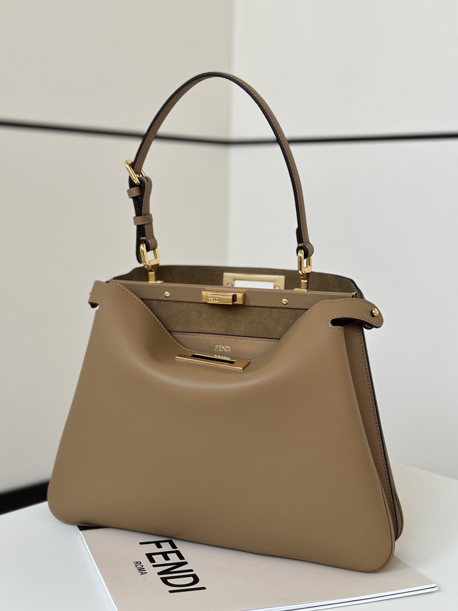 [Fendi Women