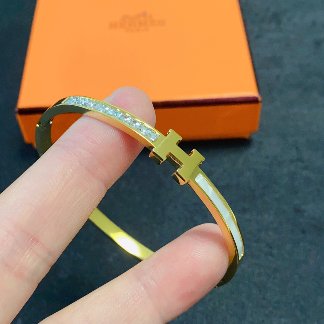 Hermès luxury designer product 8
