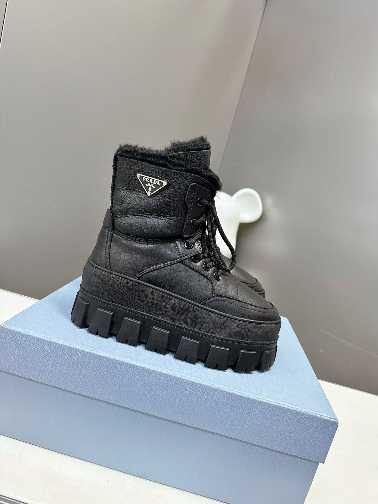 Prada Snow Boots Cowhide Rubber Wool Vintage