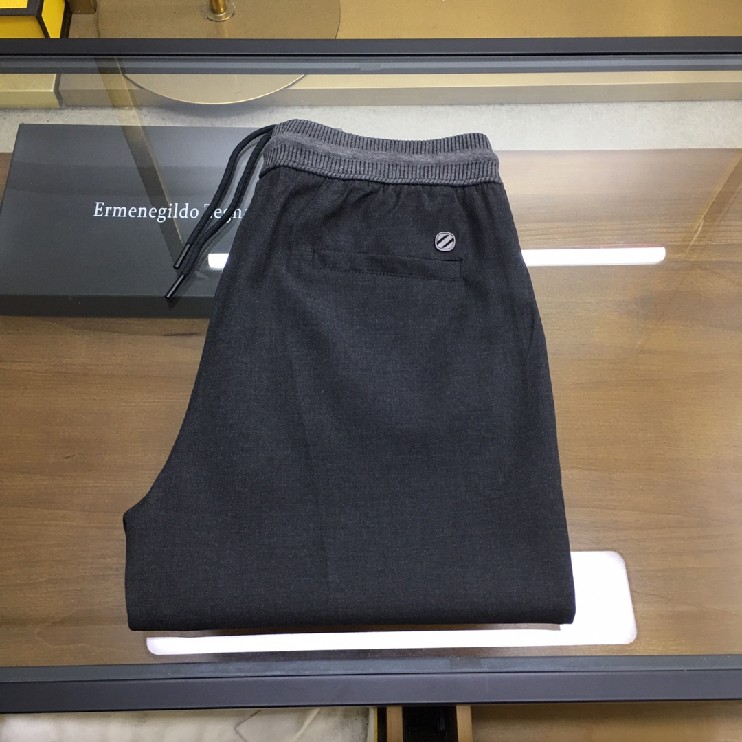 NO:126221,Counter Classic Z.zegn] 2025 new sports and casual trousers customized original exclusive fabric, the fabric is comfortable and breathable, elastic waist, simple, fashionable and elegant design!  A daily wear, with multi-functional casual pants, all trendy routes, imported high-end first-class and top-quality materials. It is truly palace-level, with excellent quality, and the pants are very soft and fashionable. The top shape of the pants is perfect!  Quality items, recommended to keep them yourself!  Counter size: m-3xl., alexander wang19860909专柜经典Z.zegn】 2025新品运动休闲卫裤定制原版专属面料,面料舒适透气,松紧腰头,简约时尚大方设计！一款日常穿着,兼备多功能休闲裤走了潮范路线全线进口级别高档一等一顶级质料 真正殿堂级, 品质卓然,裤子很柔软不失时尚的搭配,裤型上身完美到爆！品质单品,推荐自留！专柜尺码:m-3xl.,,alexander wang,Men's clothing