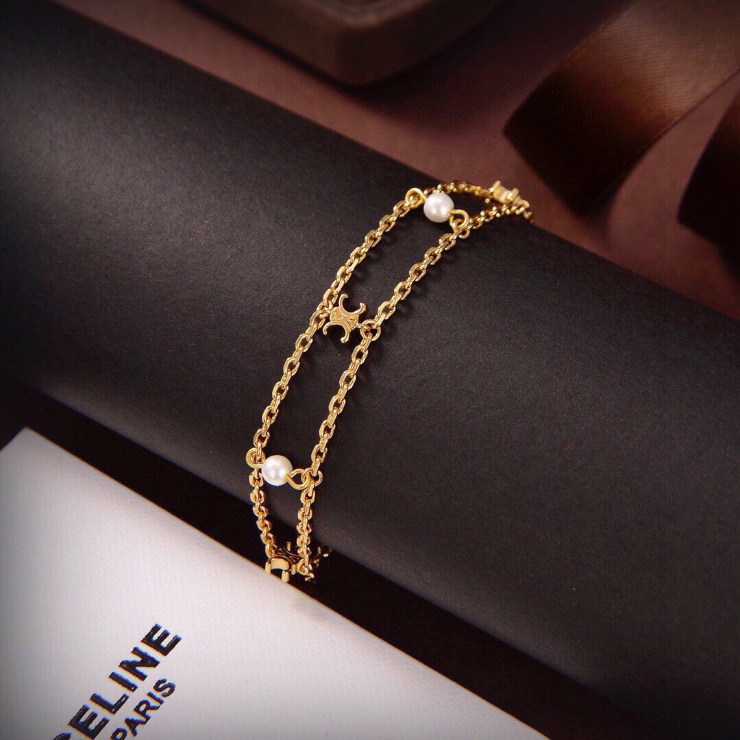 “Celine’s New Art Sense Bronze Sculpture Bracelet – Chic, Simple, Artistic”