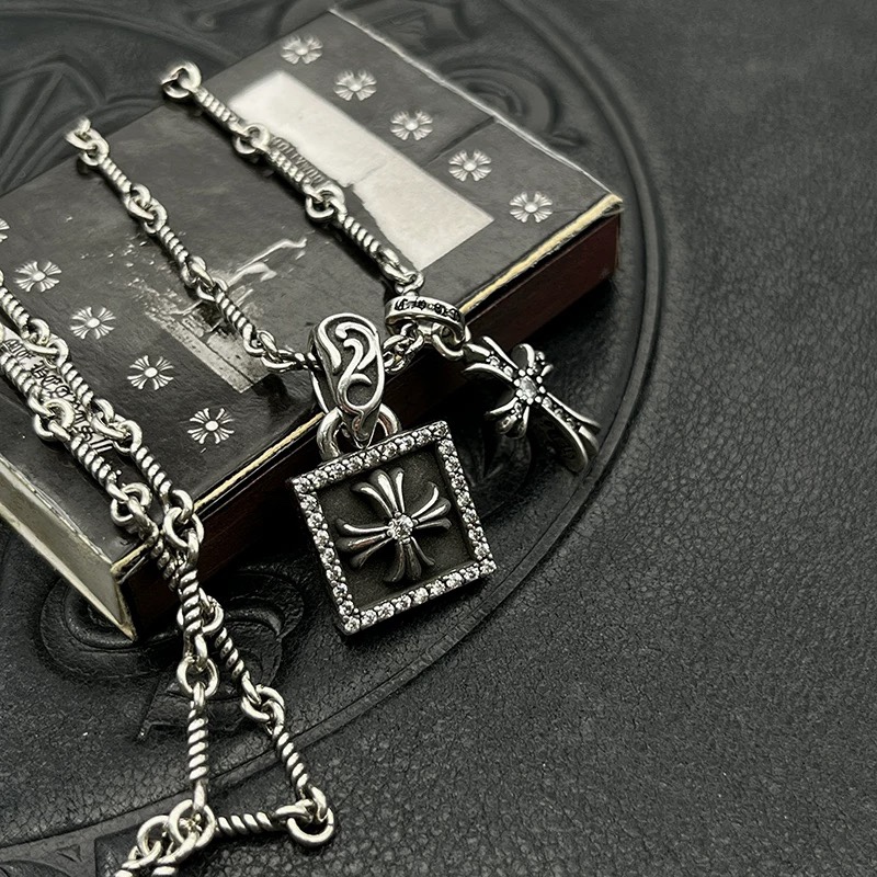 NO:861338,Retro full diamond square cross flower necklace double cross pendant for men and women high street fashion brand classic white diamond distressed, boutique jewelry, necklace19860909复古满钻方块十字花项链双十字架吊坠男女高街潮牌经典款白钻做旧,饰品精品,necklace,Jewelry