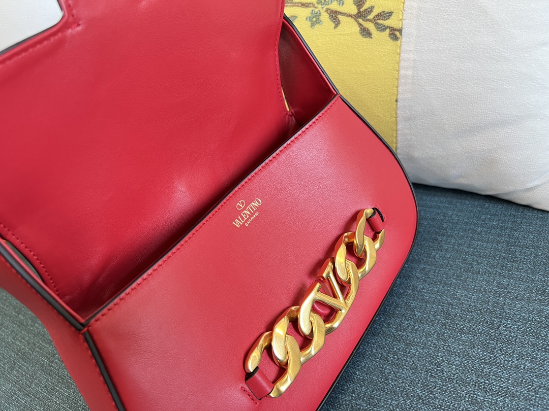 The Row Classic Handcrafted Luxury Leather Shoulder Bag Ref.5E383311 7
