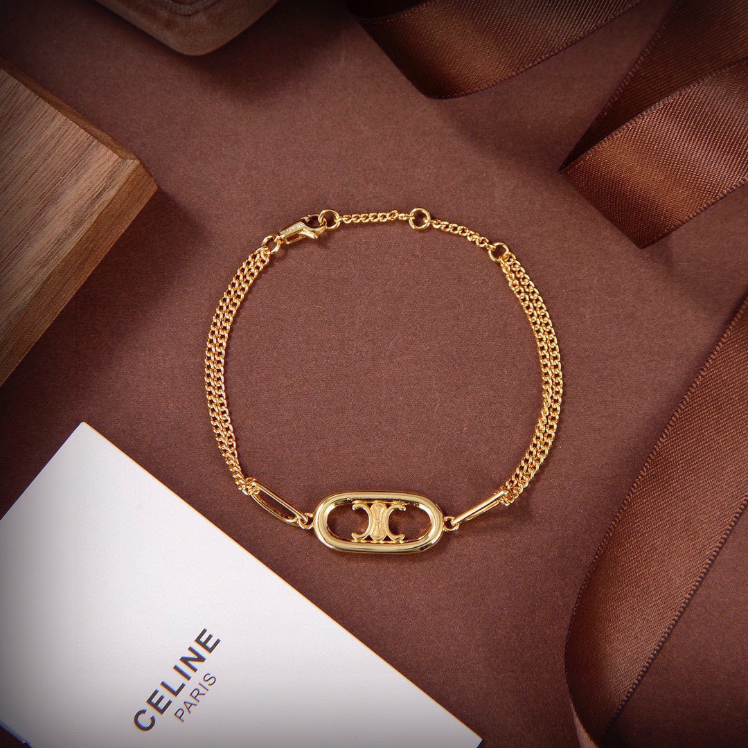“Unique Gold Bracelet by Celine: Subverting Traditional Designs for a Charming Personality” - 图片 7