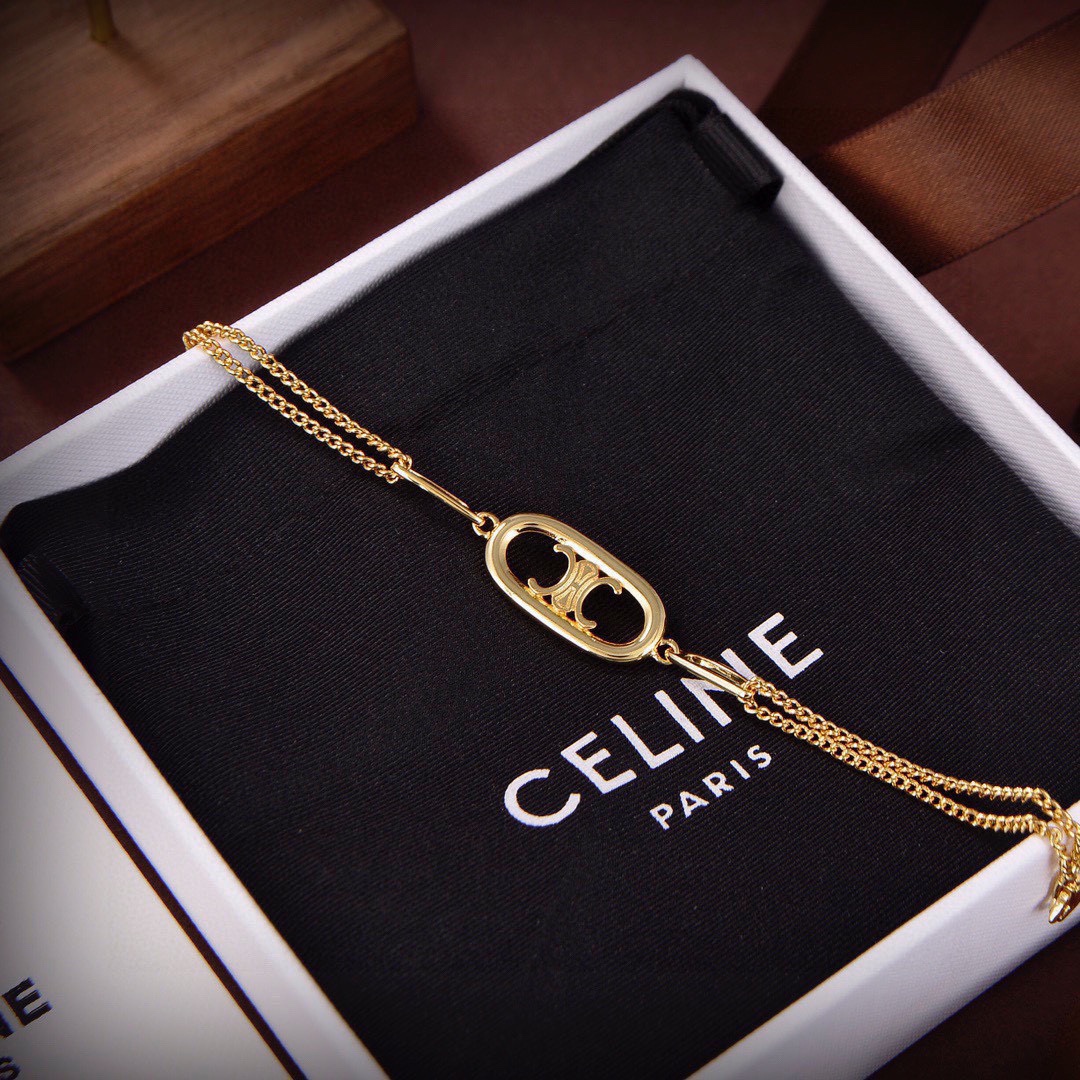 “Unique Gold Bracelet by Celine: Subverting Traditional Designs for a Charming Personality” - 图片 5