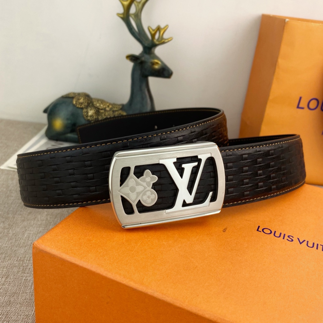 LV特种皮腰带系列原厂五金精品不锈钢扣手感柔软舒适宽3.8CM