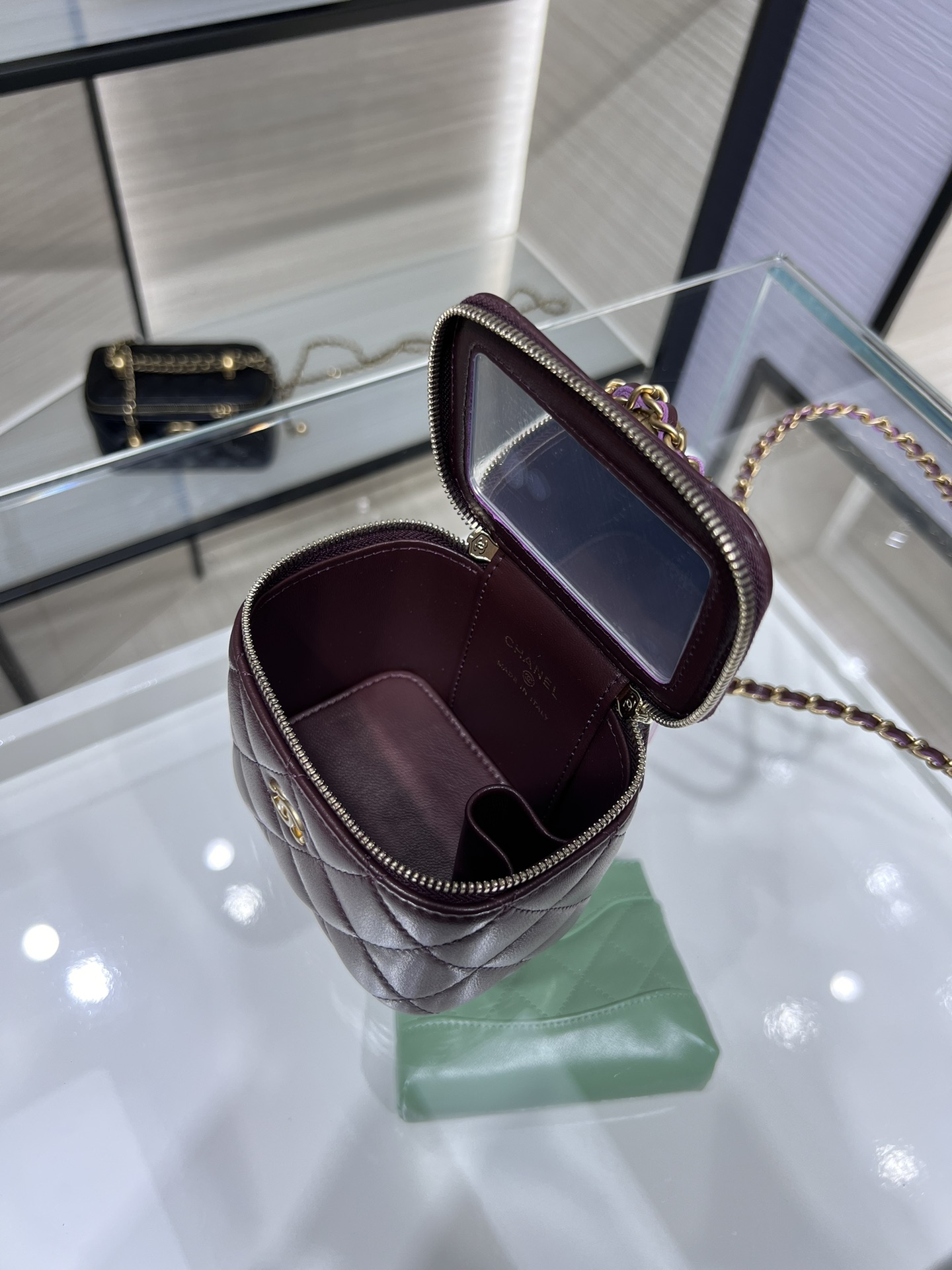 CHANEL:新款:可调节链条  小号经典链子盒  AY9610 6