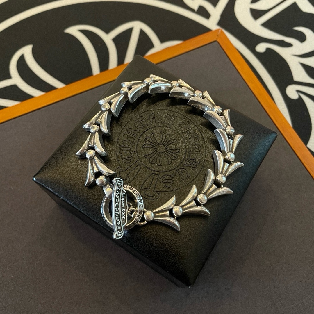 Louis Vuitton Haute Couture Haute Couture Fine Jewelry Necklace Bracelet 8