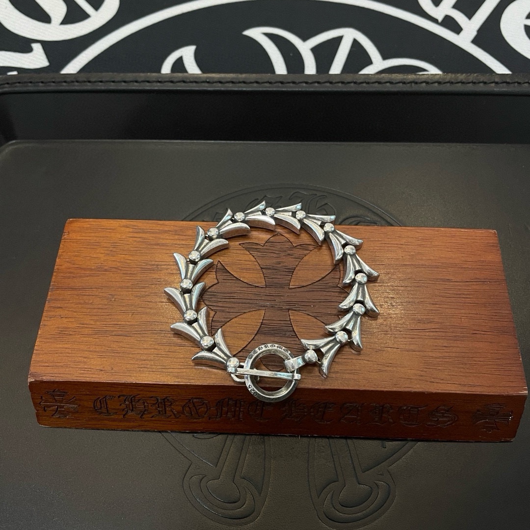 Louis Vuitton Haute Couture Haute Couture Fine Jewelry Necklace Bracelet 7