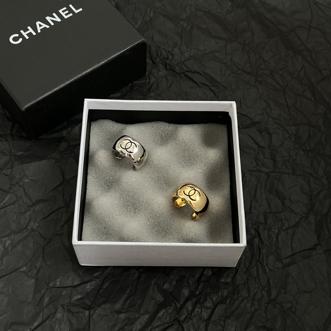 Chanel Haute Couture Haute Couture Fine Jewelry Necklace Bracelet Ring 3