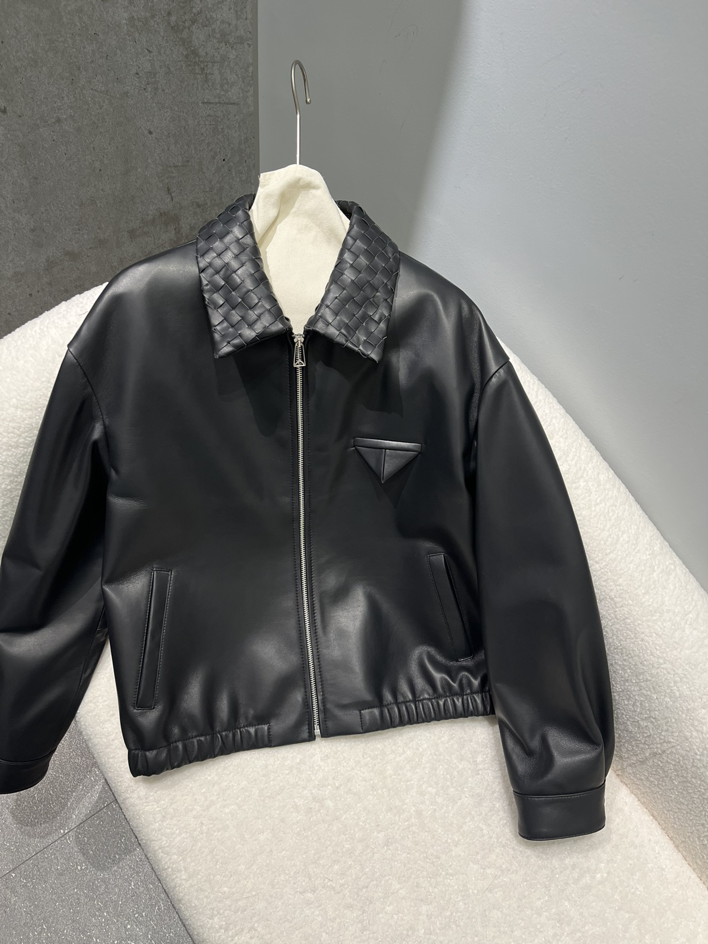 NO:871623,Size S-XL, soft sheepskin, Bottega Veneta-clothing, bottega veneta, sheepskin,19860909尺寸S- Xl码,柔软绵羊皮,葆蝶家-服装,bottega veneta,sheepskin,,Women's clothing