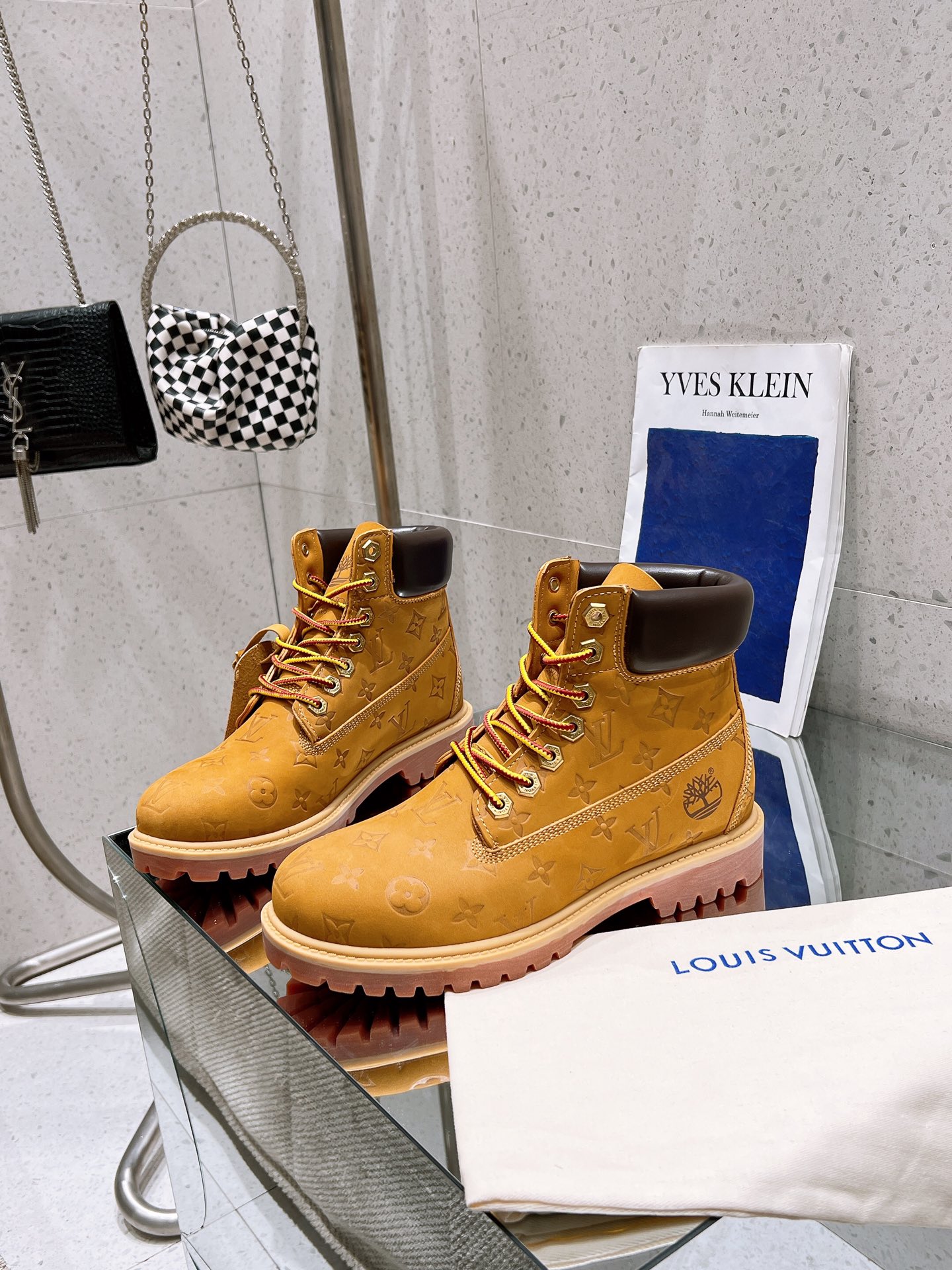 Louis Vuitton Luxury Handbag Collection 2