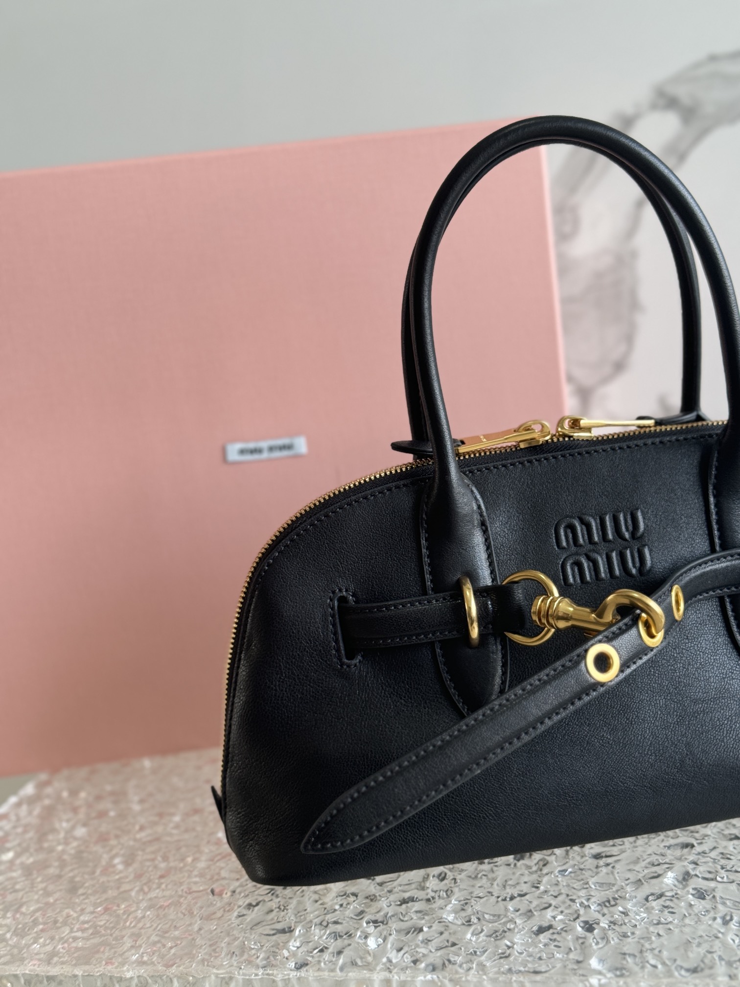 Louis Vuitton Haute Couture Classic Luxury Handbag Shoulder Crossbody 4