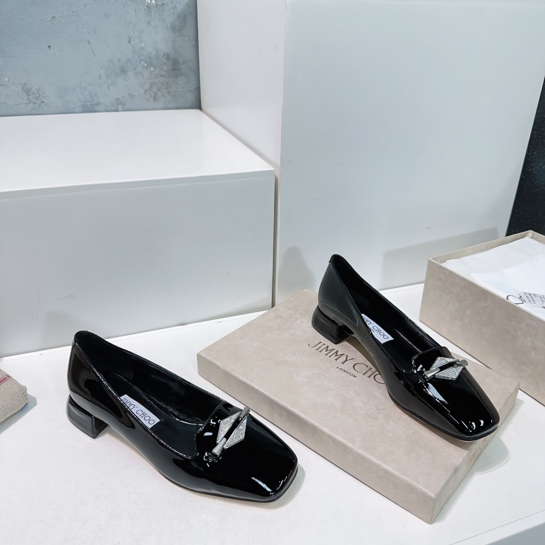 Top Quality Jimmy Choo 25AW Shoes with Gold Buttons and Diamond Chain Detail - 图片 5