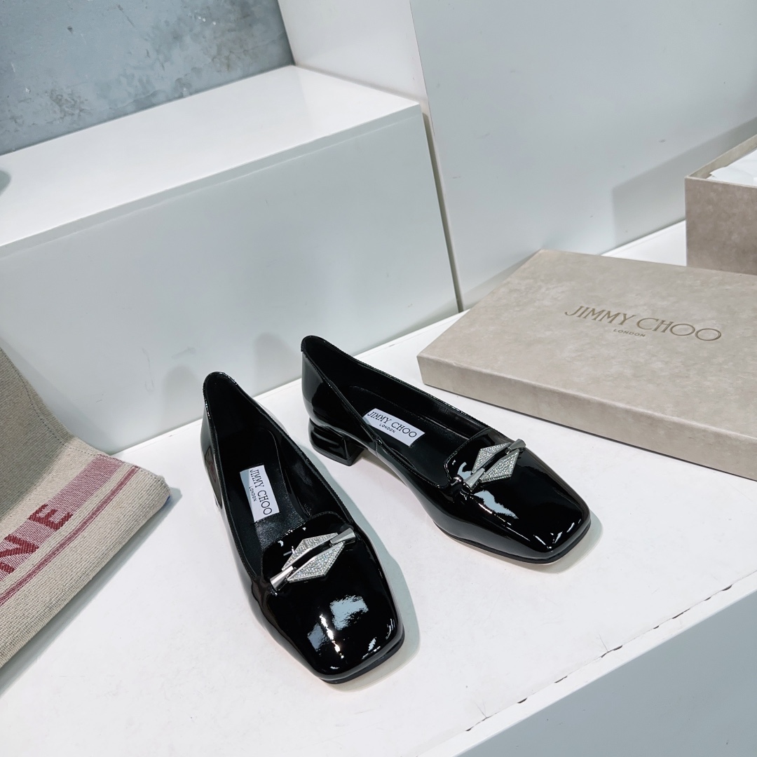 Top Quality Jimmy Choo 25AW Shoes with Gold Buttons and Diamond Chain Detail - 图片 8
