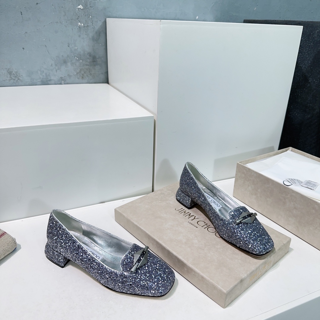 Jimmy Choo 25AW High-Quality Shoes with Gold Buttons and Diamonds, Elegant and Expensive. - 图片 4