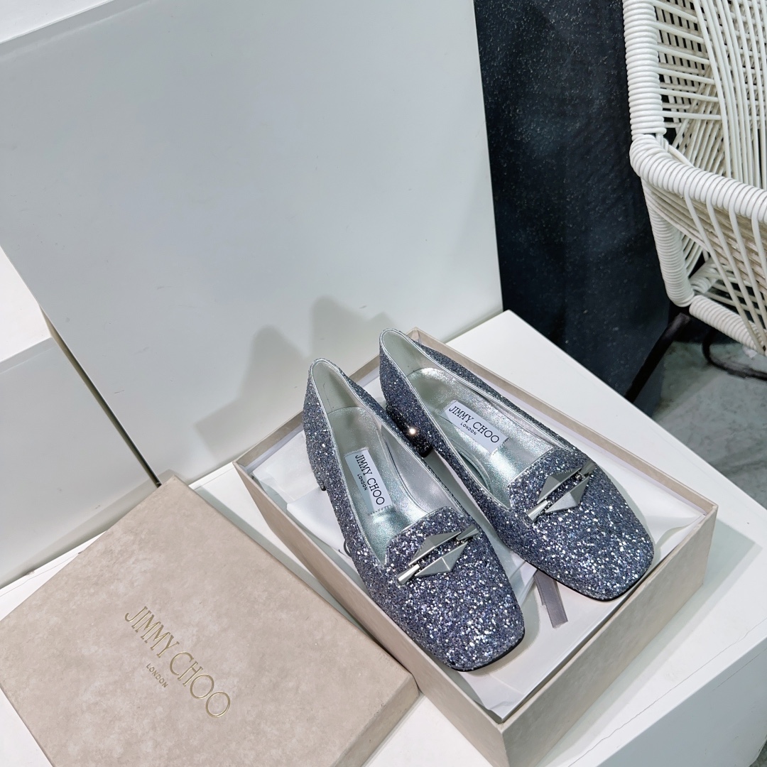 Jimmy Choo 25AW High-Quality Shoes with Gold Buttons and Diamonds, Elegant and Expensive. - 图片 5