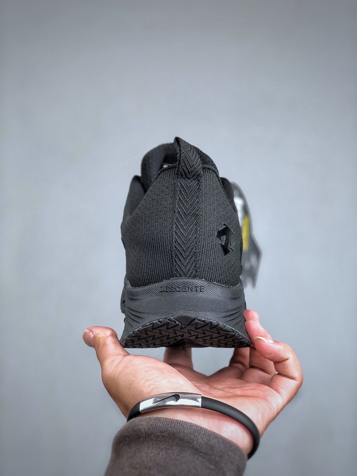 380 迪桑特Descente Running Boa“黑武士”