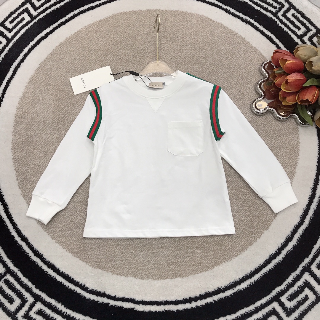 NO:209508,Size 100/1 130/1 GUCC* Long-sleeved base shirt Customized red and green webbing splicing design Excellent color rendering Pure cotton Micro-elastic soft and comfortable ~ High-density pure cotton Silky and delicate shiny high-end style, using imported high-end customized high-quality organic cotton fabric Comfortable and breathable The upper body effect is very good, special price, gucci,19860909尺码100/1 130/1 GUCC* 长袖打底衫 定制红绿织带拼接设计 显色度超级赞 纯棉 微弹柔软舒适～高密度纯棉 丝滑细腻有光泽高级时髦款,采用进口高端定制精选优质有机棉面料 舒适透气 上身效果非常好,特价款,gucci,,Children's