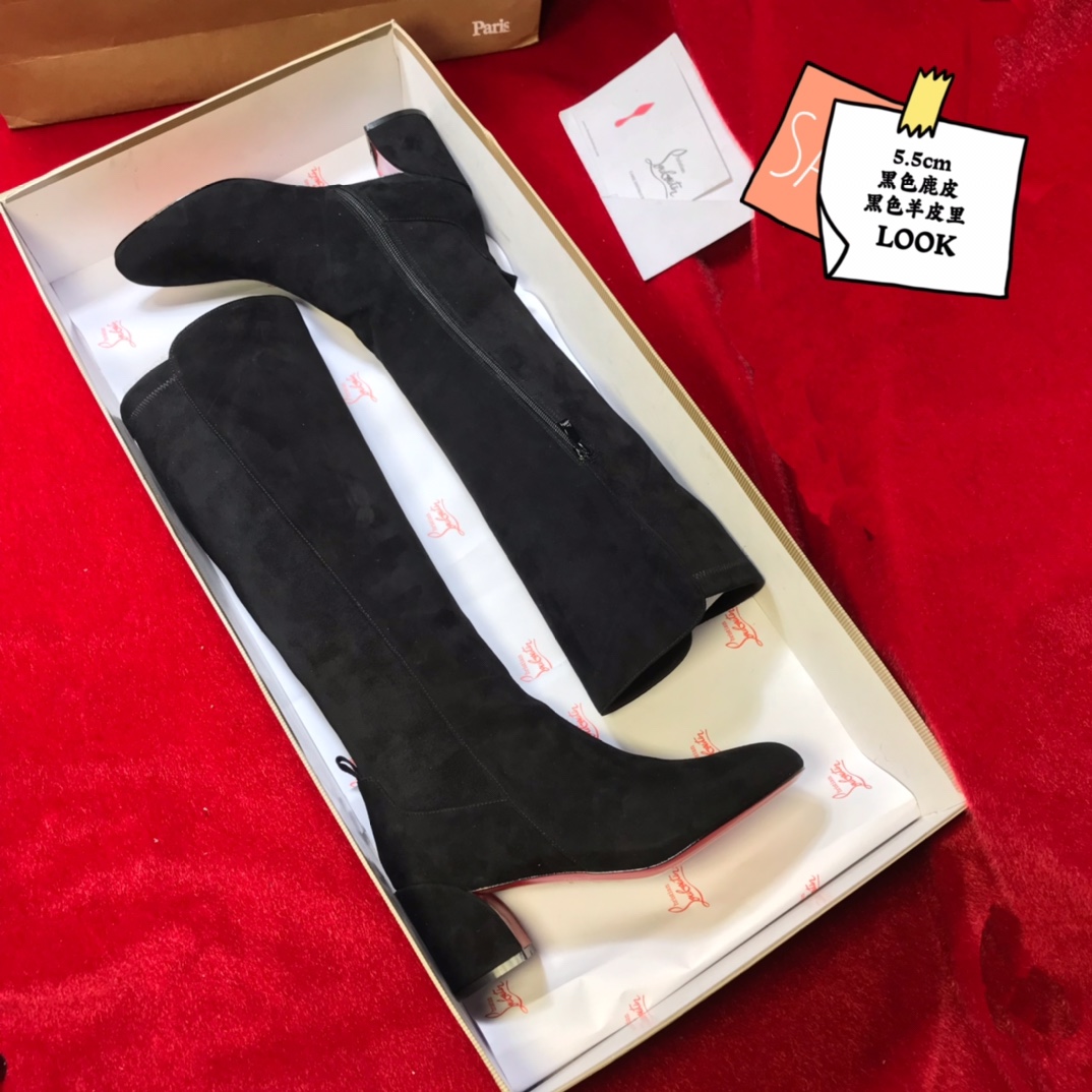NO:100400,High-end customized autumn and winter boot series!  H5.5Cm, size 35-42. Leather sole, 1180, X4021-4. Black deer leather. Black elastic deer leather Standard European size Reference: X4021-4 Color: black/black Material:veau velours Lining: shee leather Heel height: 5.5Cm Sole:leather sole Size: EUR 35-42 (US 4-11):1180,,christian louboutin,boots,Leather soles19860909高端订制 秋冬靴系列！ H5.5Cm,尺码35-42码.真皮大底,1180,X4021－4.黑色鹿皮.黑色弹力鹿皮 标准欧码 Reference:X4021－4 Color:black/black Material:veau velours Lining:shee leather Heel heigh:5.5Cm Sole:leather sole Size:EUR 35－42（US 4一11) :1180,,christian louboutin,boots,Leather soles,Women's Shoes