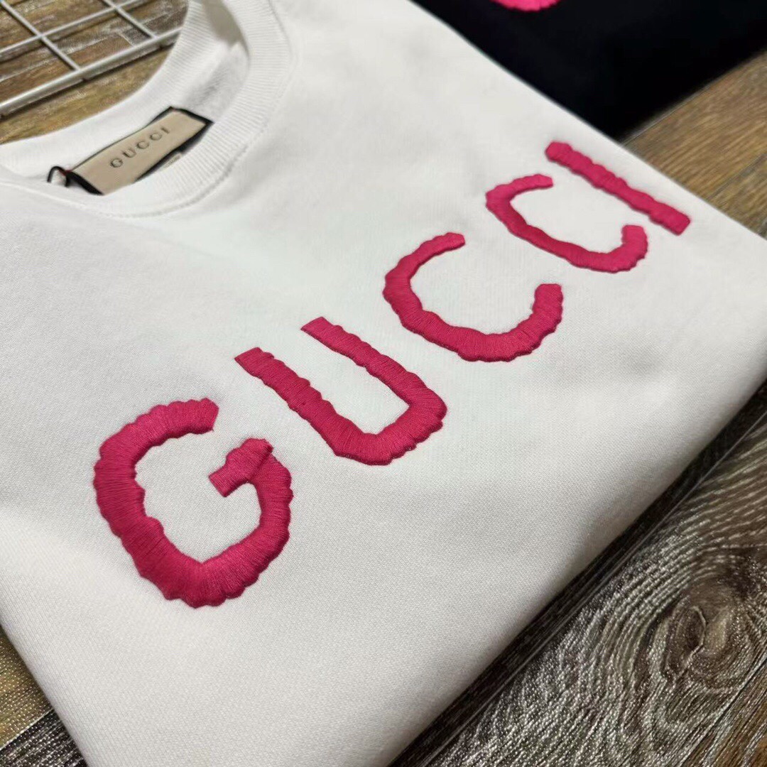 Gucci 2024 Pink Embroidered Logo Cotton Crew Neck Sweatshirt for Men and Women 8 i1729522283 1175 6