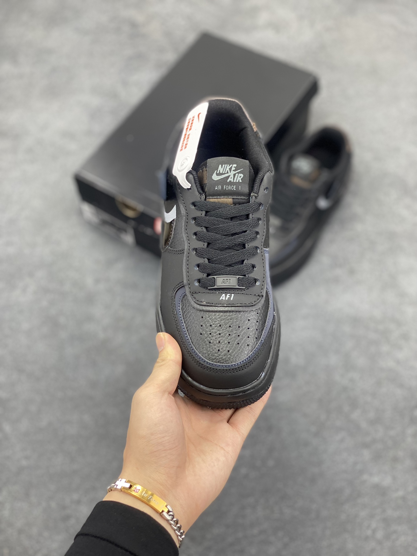 图片[2]-NK Air Force 1 Shadow 轻量增高低帮百搭板鞋\”拼接马卡龙\” 全新少女系解构主义设计双层轻量EVA发泡中底+防滑RB橡胶外圈底鞋底 原楦头原纸板 打造纯正空军版型 专注外贸渠道 全掌内置蜂窝气垫 原盒配件 原厂中底钢印、拉帮完美 货号：FB7582-001 尺码：35.5 36 36.5 37.5 38 38.5 39 40-选品中心