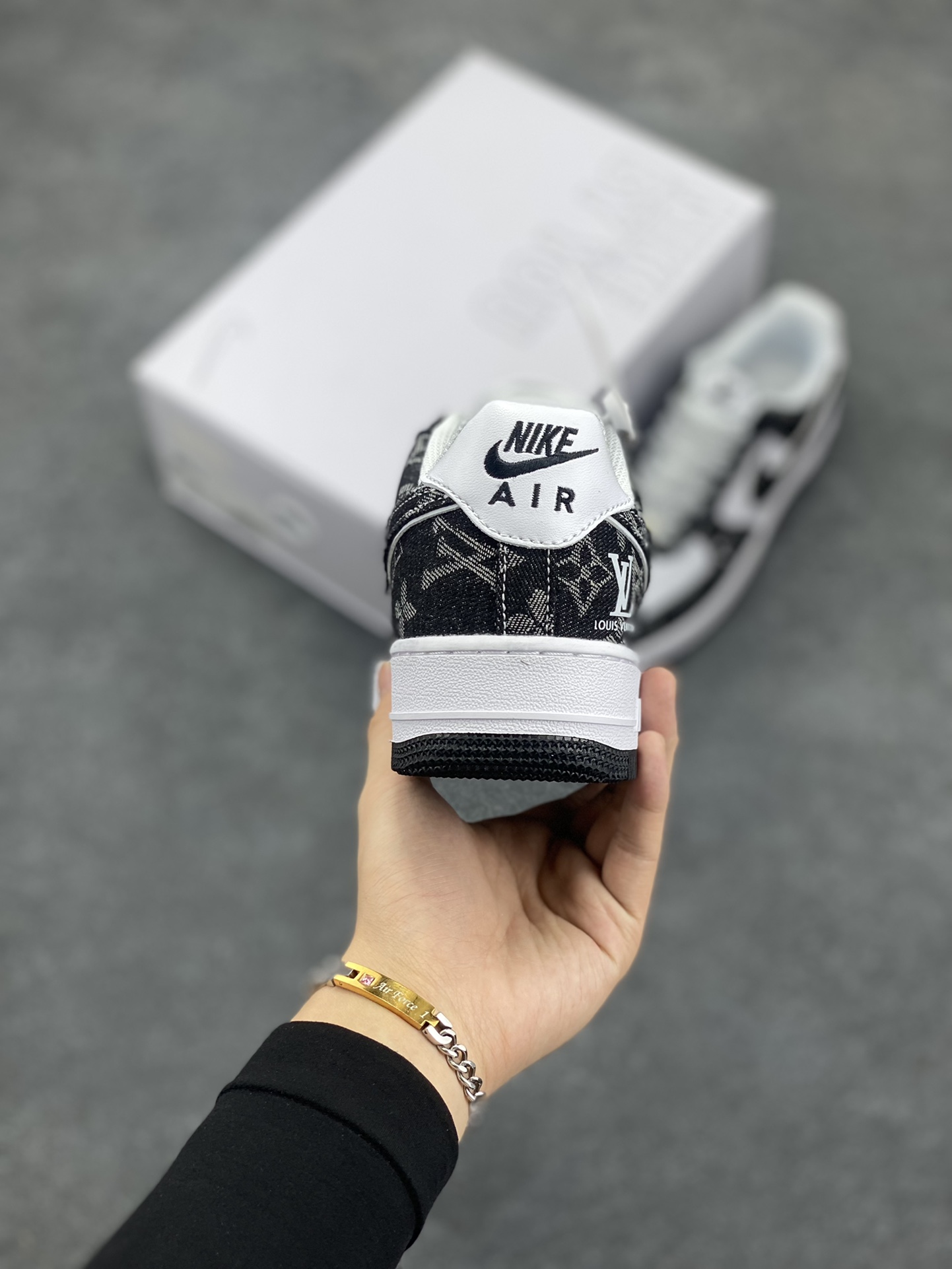 图片[4]-NK Air Force 1‘07 Low 定制款抽屉盒 空军一号低帮休闲板鞋 定制皮料 原楦原纸板 纯正版型 高清洁度 内置全掌气垫 货号：CW2288-111 尺码：36 36.5 37.5 38 38.5 39 40 40.5 41 42 42.5 43 44 44.5 45-选品中心