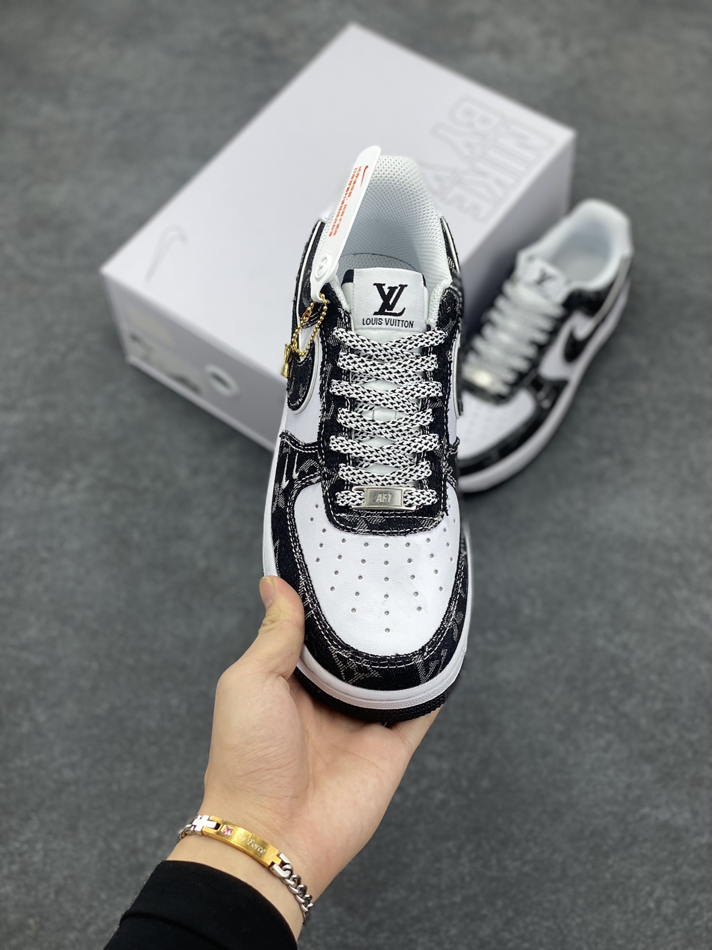 图片[2]-NK Air Force 1‘07 Low 定制款抽屉盒 空军一号低帮休闲板鞋 定制皮料 原楦原纸板 纯正版型 高清洁度 内置全掌气垫 货号：CW2288-111 尺码：36 36.5 37.5 38 38.5 39 40 40.5 41 42 42.5 43 44 44.5 45-选品中心