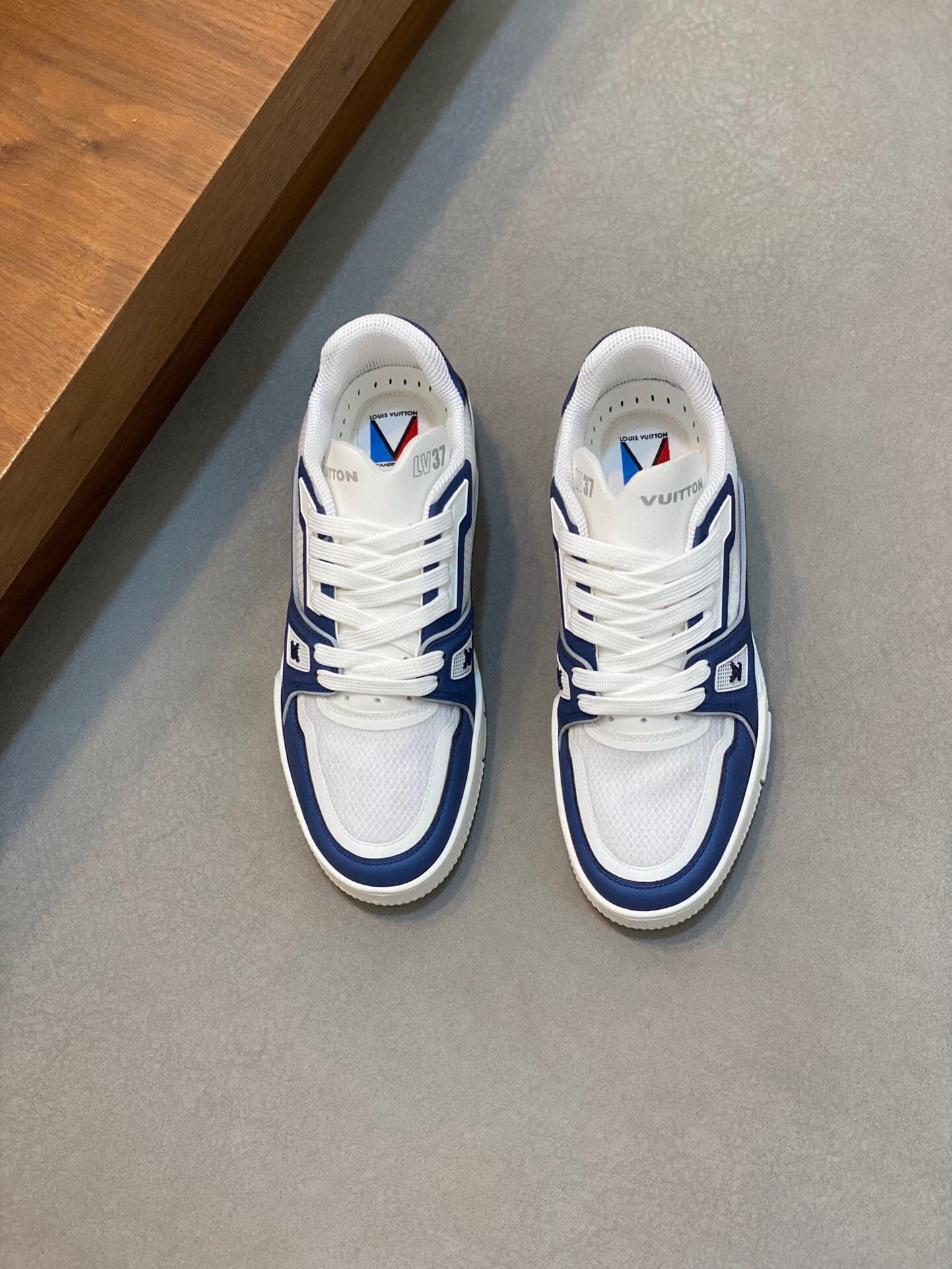 NO:219549,Brand LOUIS VUITTON original color matching code number 38-44 customized 45. Price Material material Louis Vuitton new high-top casual shoes!  High-quality Labon craft upper is made of cowhide with original material LV Comfortable breathable mesh cloth Neli mesh cloth footbed style Simple and atmospheric LV original outsole, Louis Vuitton, louis vuitton, louis vuitton, louis vuitton, louis vuitton, cowhide19860909品牌LOUIS VUITTON 颜色原版配色 码数38-44定做45. 价格 材质路易威登新款 高帮 休闲鞋！高品质拉邦工艺鞋面采用牛皮搭配原版材质LV 舒适透气网布内里网布垫脚版型时尚 简单大气LV原版大底,路易威登,louis vuitton,louis vuitton,louis vuitton,cowhide,Men's shoes