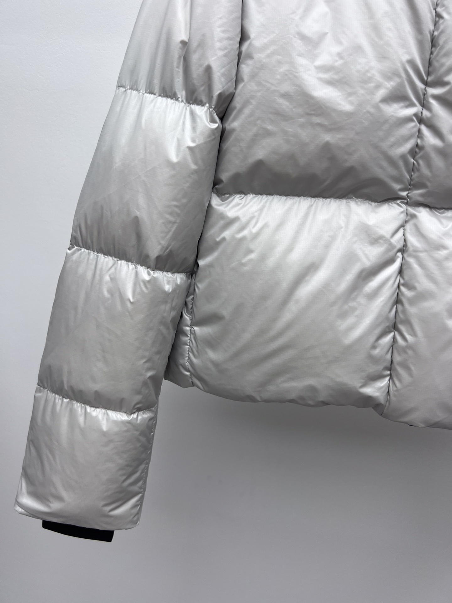 High-Quality Women’s Suit with Canada Goose Feathers for Warmth and Comfort - 图片 5