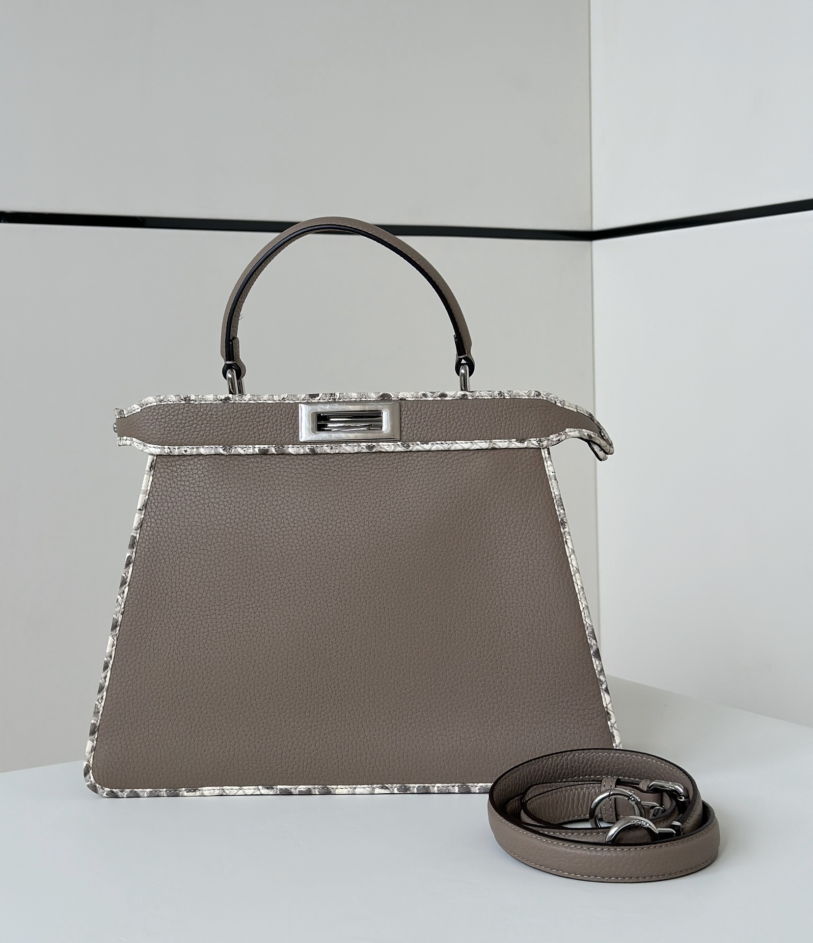 [Fendi Women
