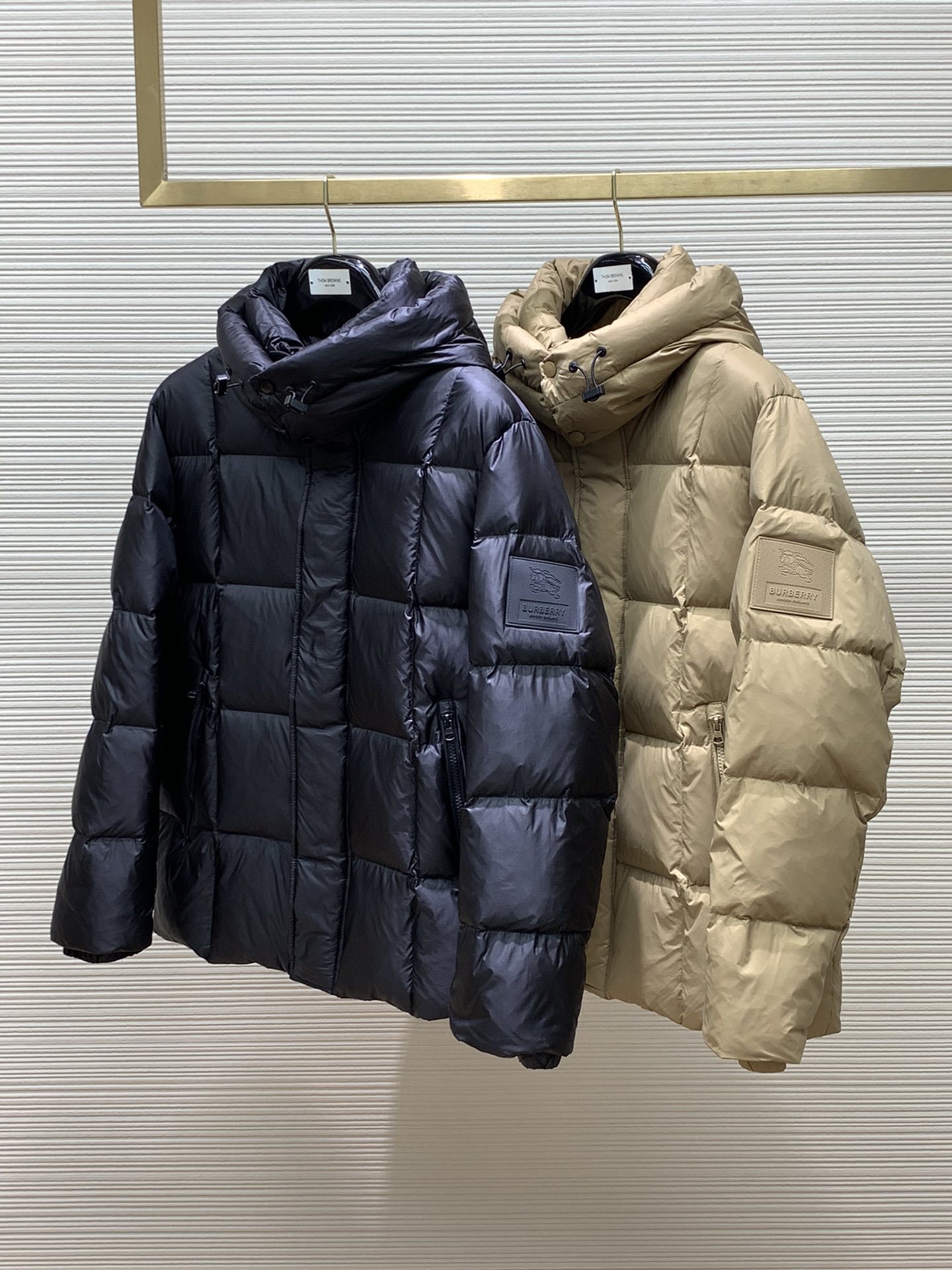 Burberry巴宝莉2024冬季最新品专柜同步有售原单狠货时尚休闲连帽羽绒服外套进口原版面料上身舒适透