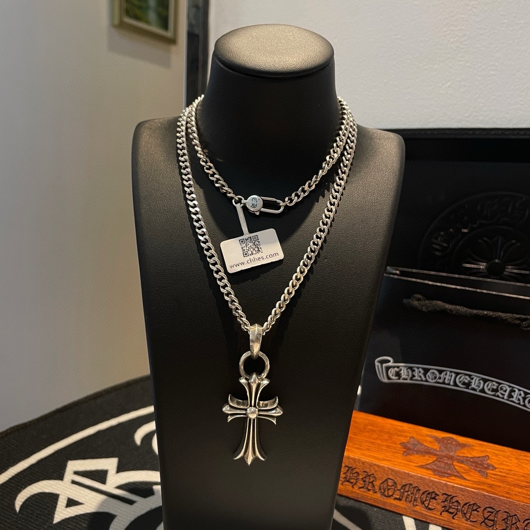 Louis Vuitton Haute Couture Haute Couture Fine Jewelry Necklace Bracelet 2