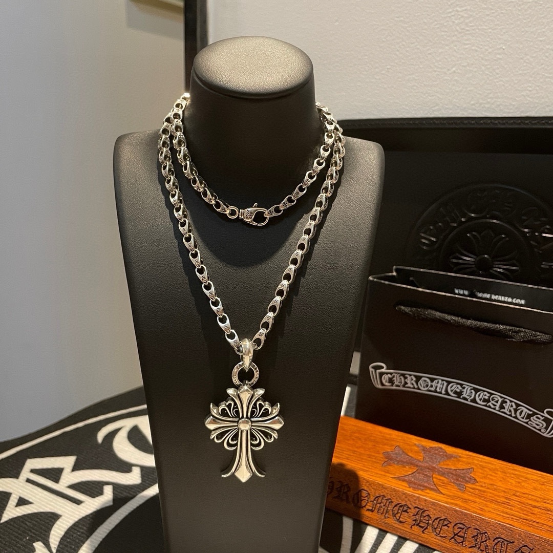 Louis Vuitton Haute Couture Haute Couture Fine Jewelry Necklace Bracelet 2
