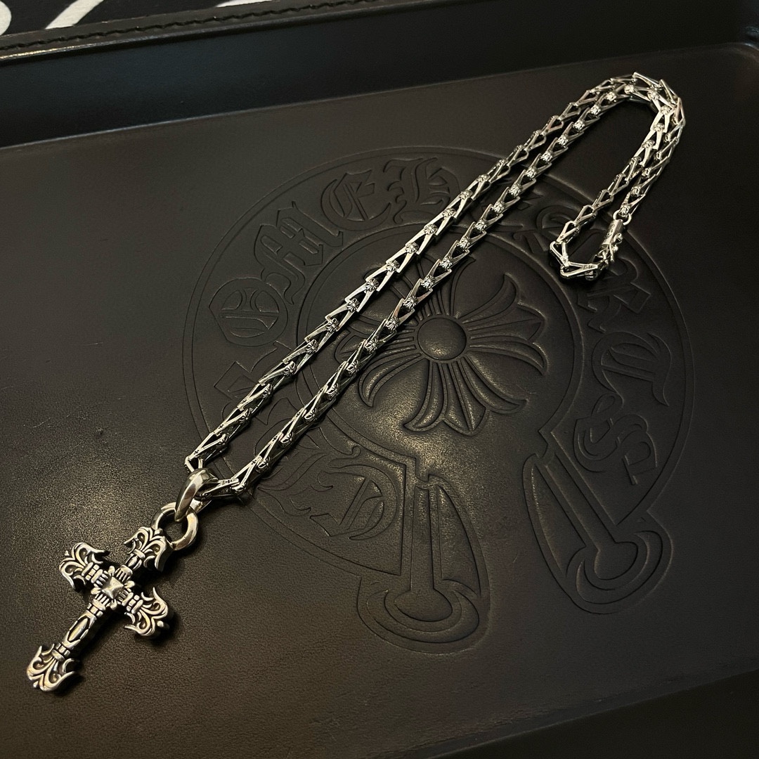 路易威登 Louis Vuitton 高定典藏高定典雅奢华珠宝首饰项链手链戒指 #C5EEA37E 4