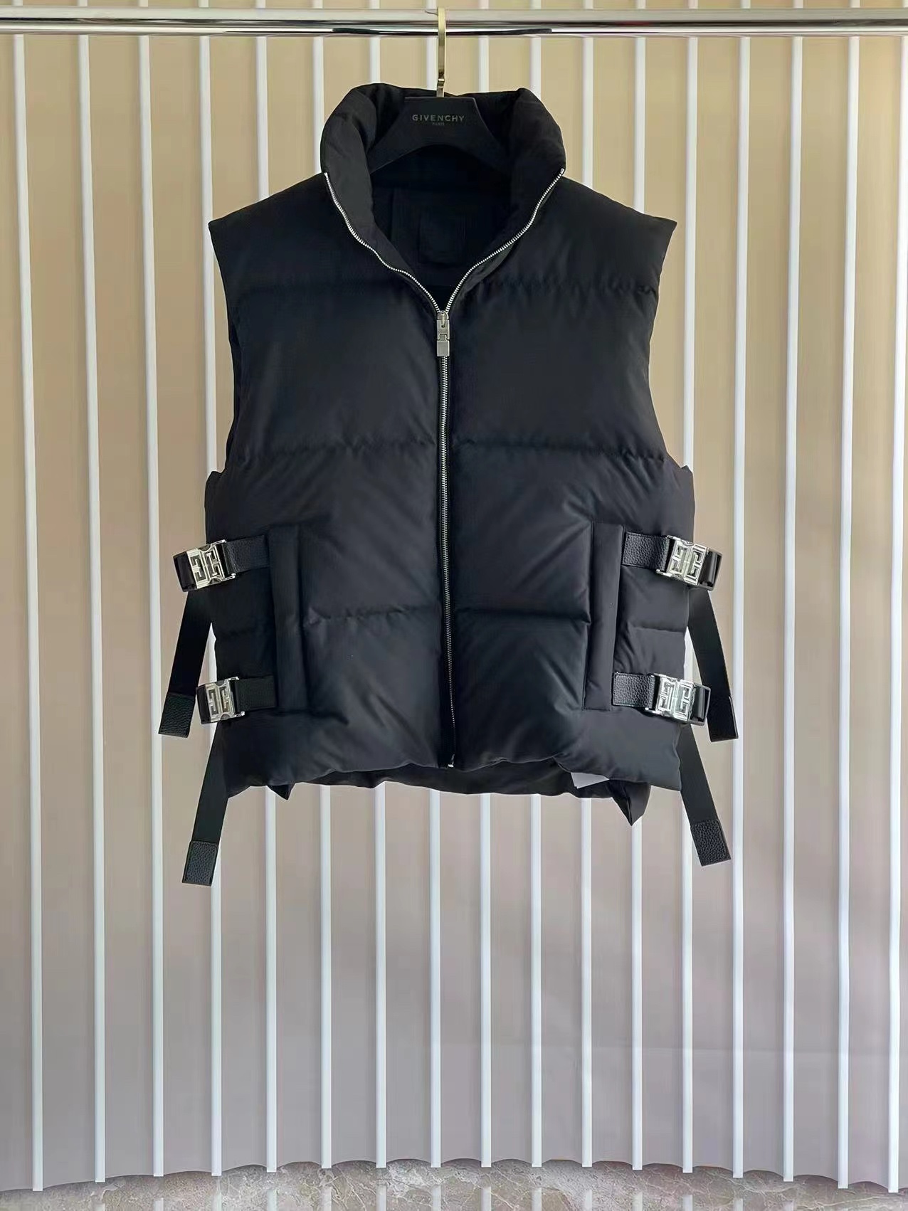 Chaleco G V C en stock