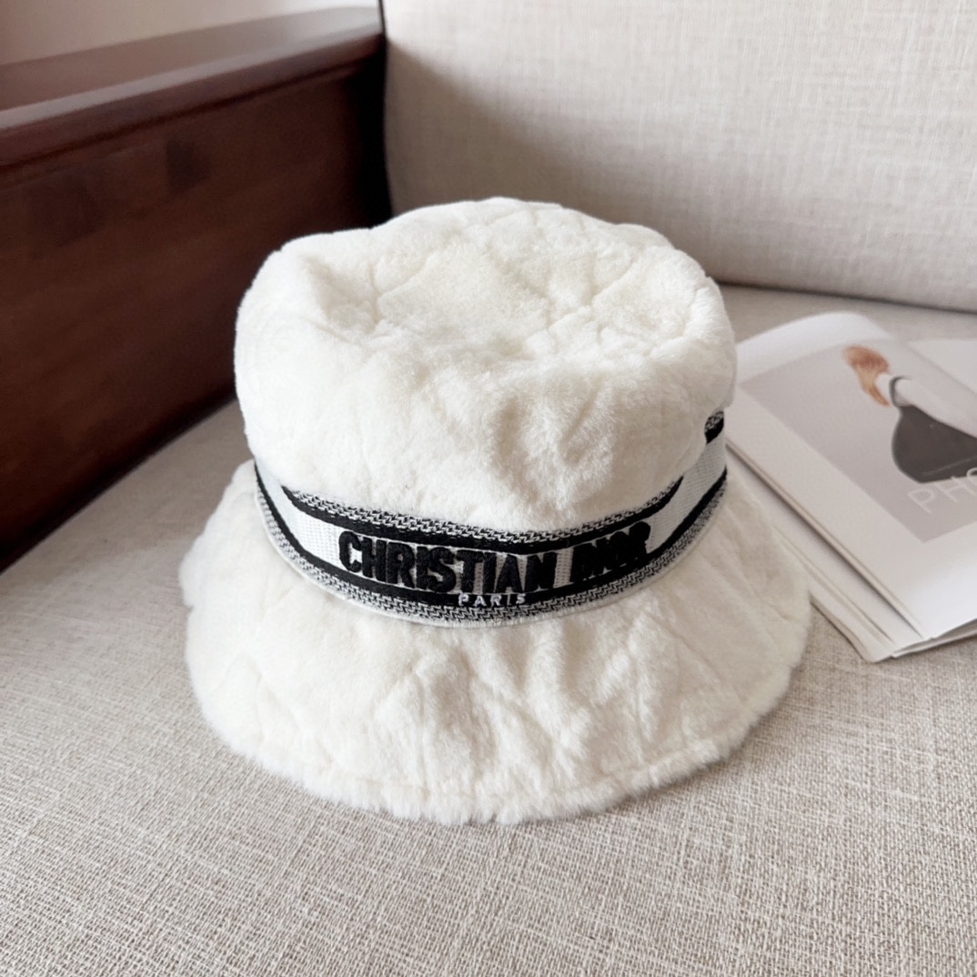 NO:214667,Dior new original single fisherman hat, exquisite, pure and stylish, cool and fashionable, hot counter out of stock, excellent quality hat, fisherman hat baseball hat knit hat, hat, dior, dior, espadrilles, hats19860909Dior 迪奥 新款原单渔夫帽, 精致純也格调很有感觉,很酷很时尚,专柜断货热门,质量超赞帽子渔夫帽棒球帽针织帽,帽子,dior,dior,espadrilles,hats,hat